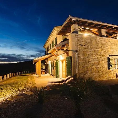 Casa Bora מוטובון