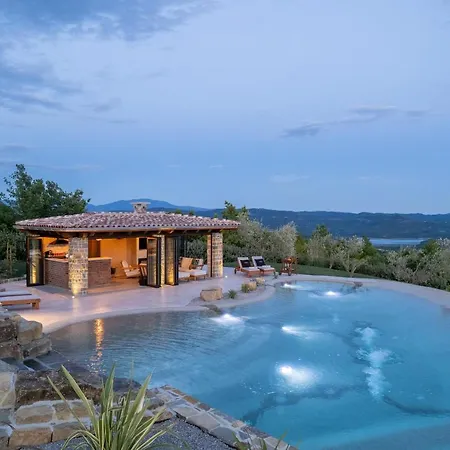 Villa Casa Bora