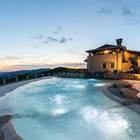 Casa Bora